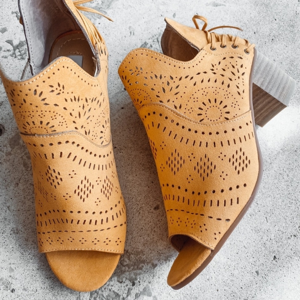 Very G Booties